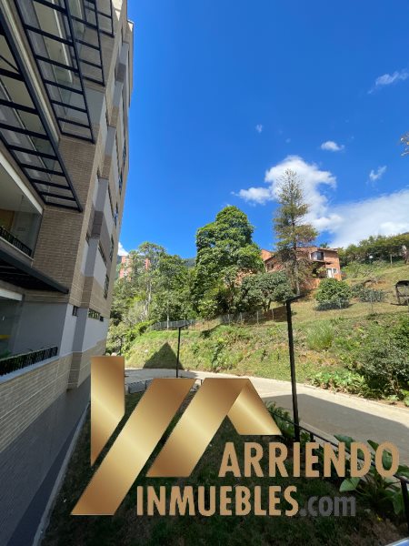 Apartamento disponible para Arriendo en Medellín con un valor de $5,800,000 código 204