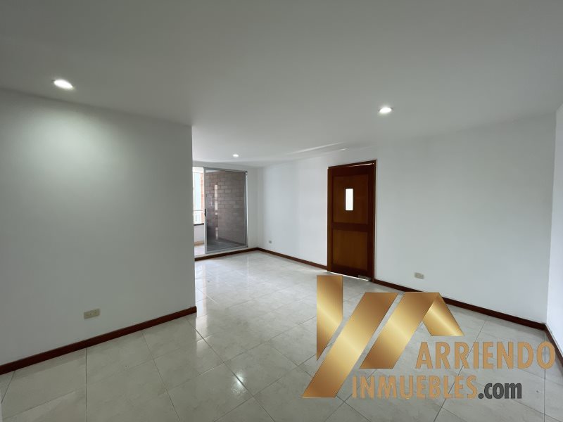 Apartamento disponible para Arriendo en Medellín con un valor de $3,500,000 código 450