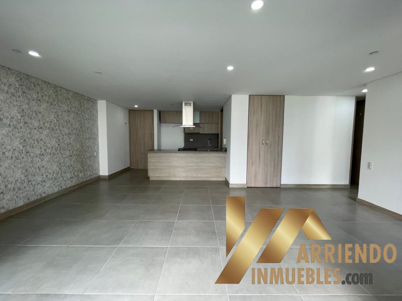 Apartamento disponible para Arriendo en Envigado Cumbres Foto numero 1